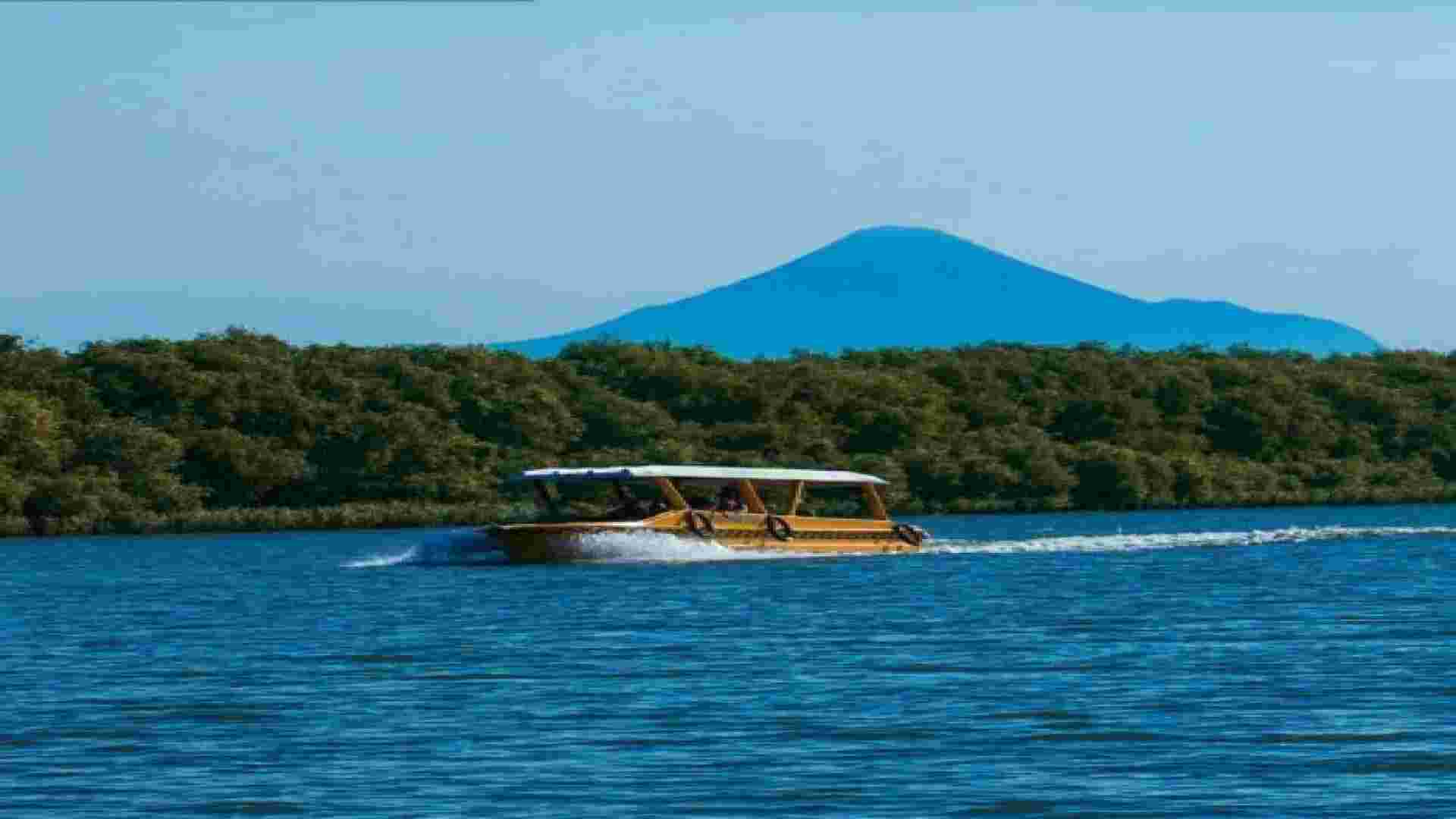 Wisata Bahari Tlocor